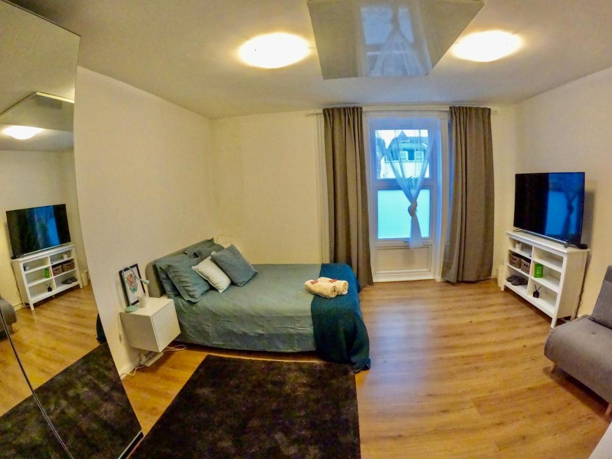 Lovely One Bedroom Flat In The Heart Of Лондон Екстер'єр фото