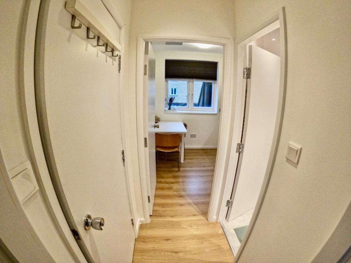 Lovely One Bedroom Flat In The Heart Of Лондон Екстер'єр фото